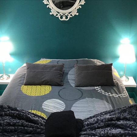 Appartement Medicis Avec Garage Honfleur Eksteriør billede