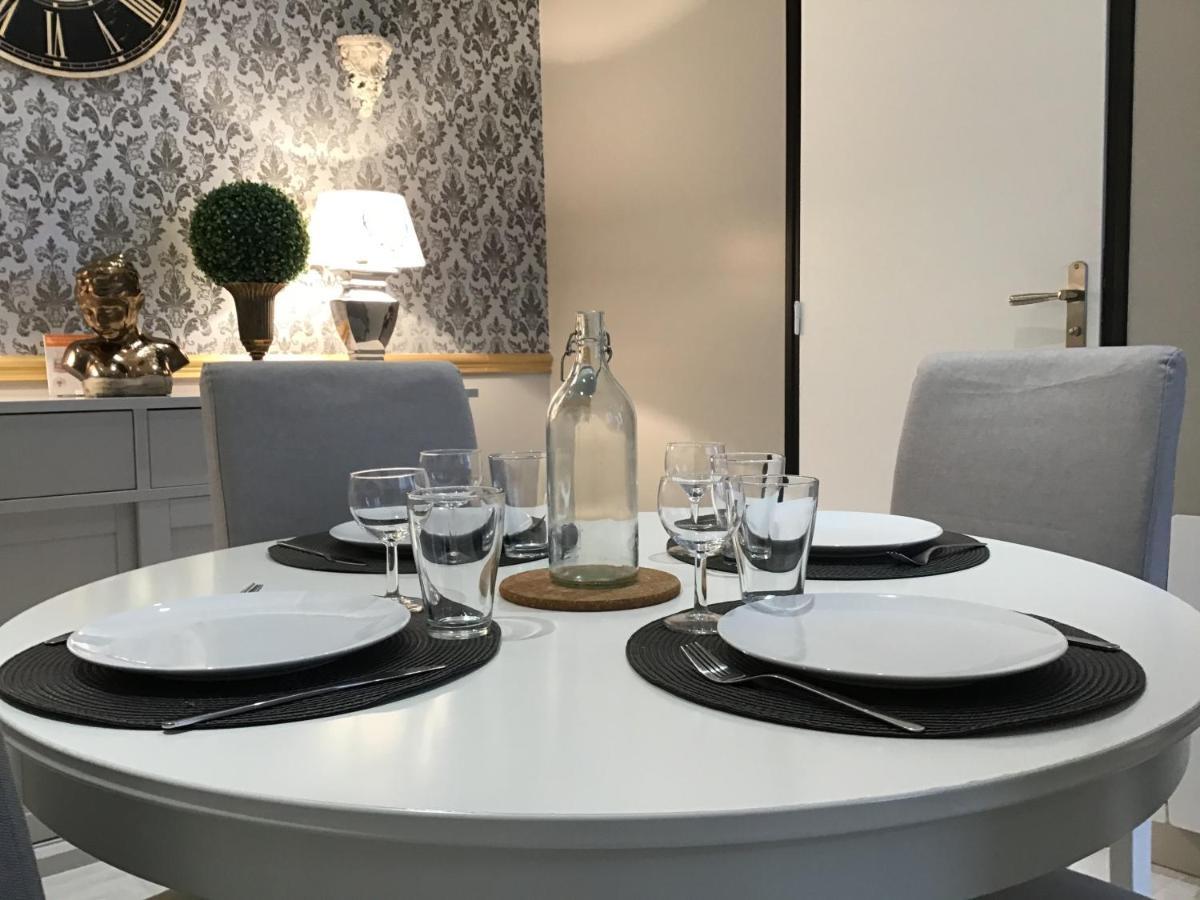 Appartement Medicis Avec Garage Honfleur Eksteriør billede