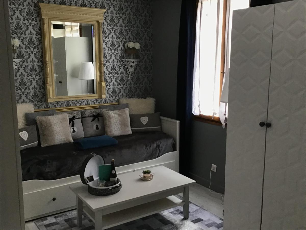 Appartement Medicis Avec Garage Honfleur Eksteriør billede